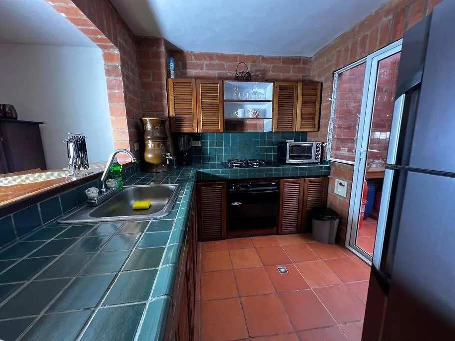 Willa Hermosa Casa , Con Parqueadero En Rionegro Cerca Al Aeropuerto